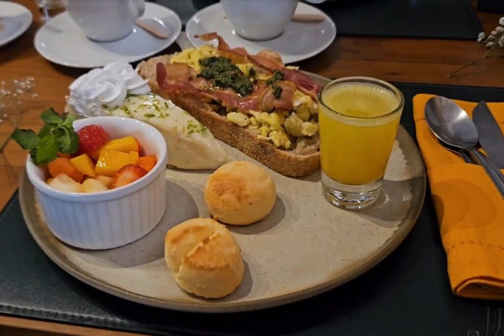 http://2025-01.breakfastweekend.com.br/wp-content/uploads/2025/04/FIKA-CAFE-2-1024x683.jpg
